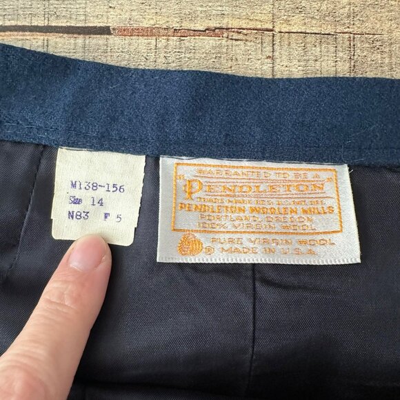 Pendleton Womens Navy Blue Wool Skirt Size 14 Made In USA Vintage Mid-Length - Picture 5 of 6